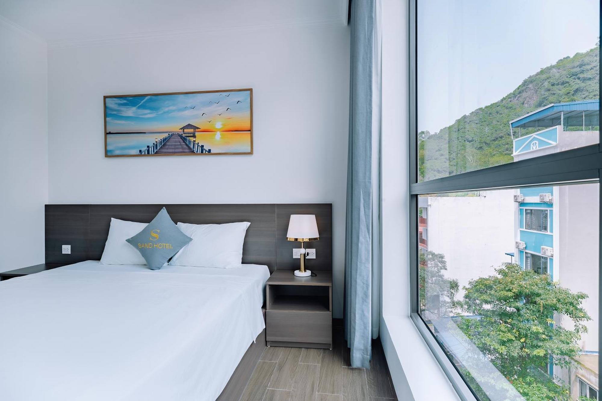 Sand Hotel Cat Ba Island Екстериор снимка