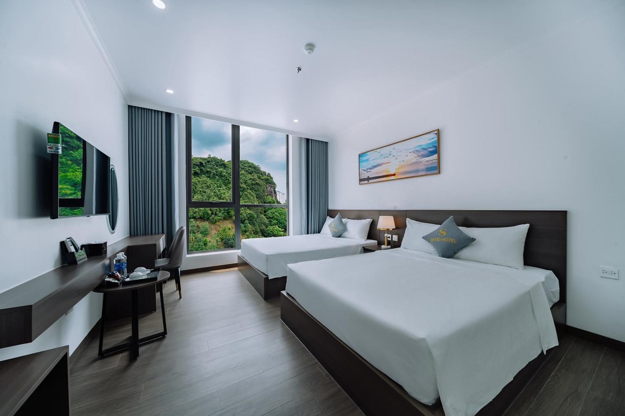 Sand Hotel Cat Ba Island Екстериор снимка