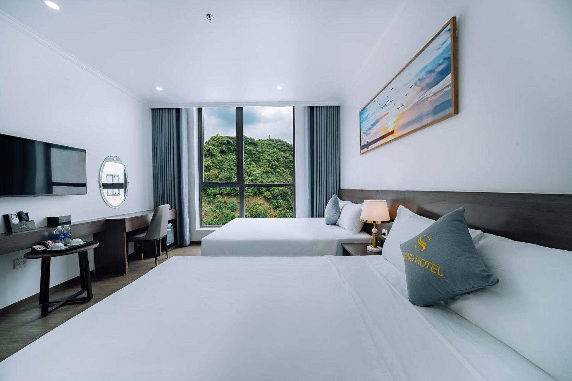 Sand Hotel Cat Ba Island Екстериор снимка