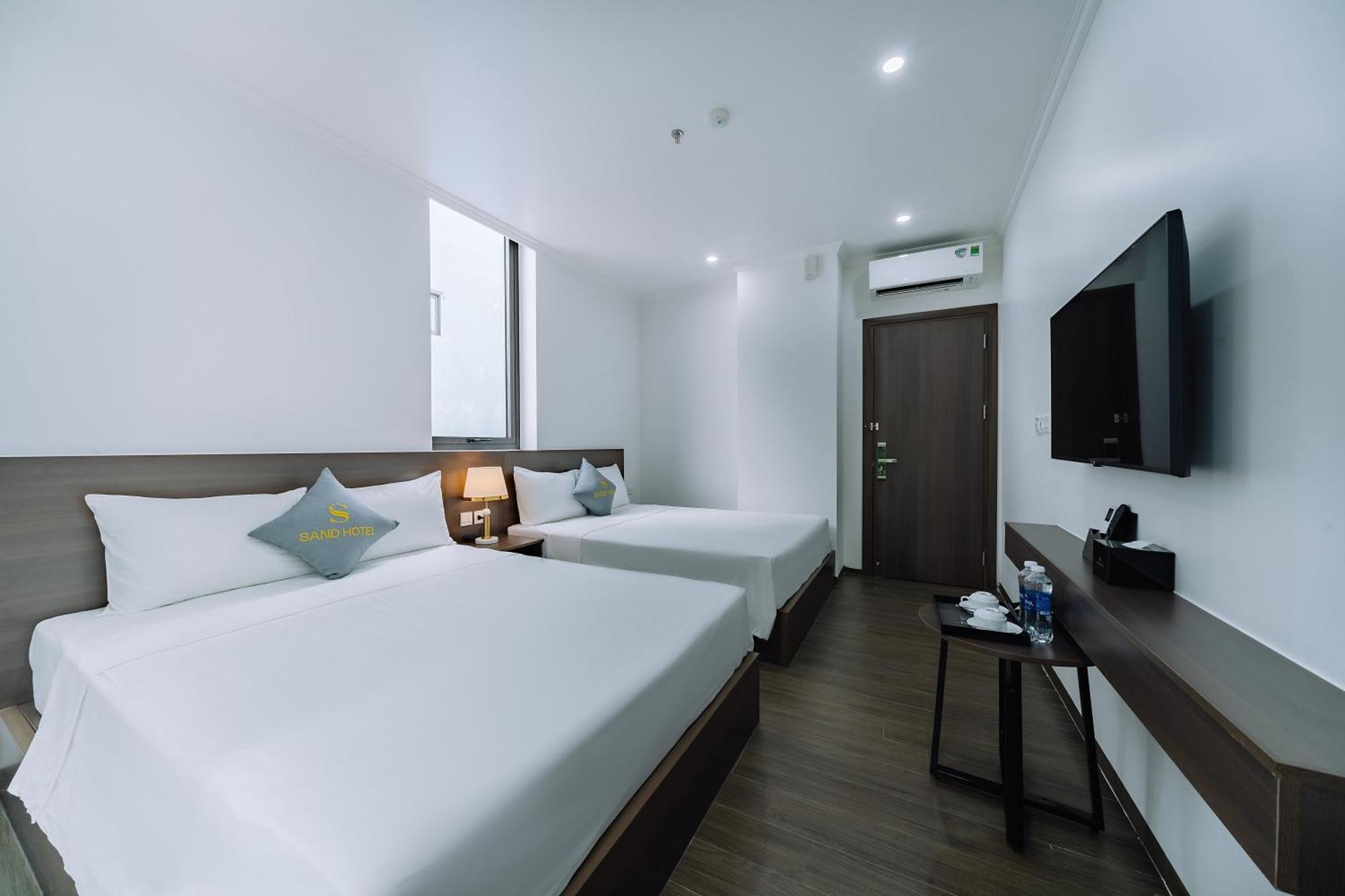 Sand Hotel Cat Ba Island Екстериор снимка